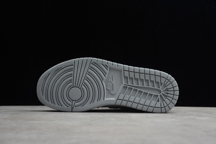 Air Jordan 1 Low Black Light Smoke Grey 553558-039