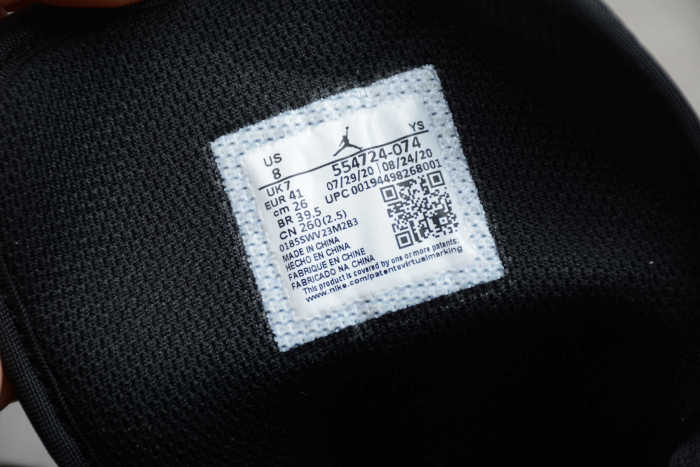 Air Jordan 1 Mid “Bred” 554724-074