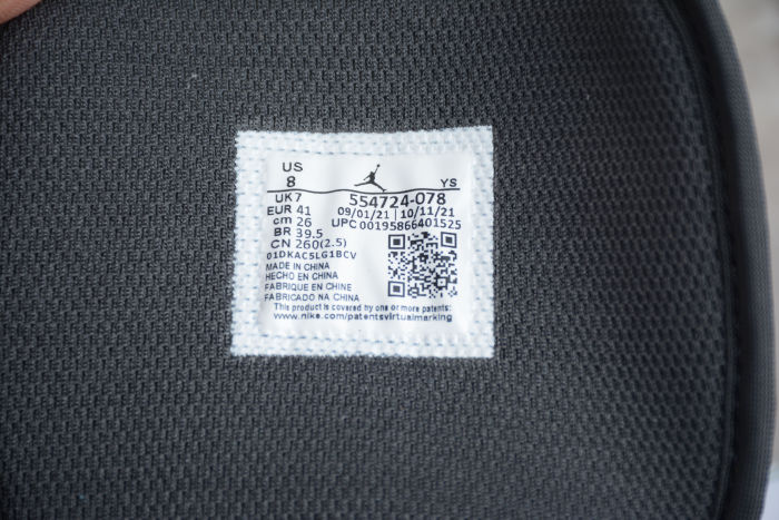 Air Jordan 1 Mid Light Smoke Grey 554724-078