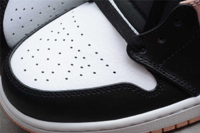 Air Jordan 1 Mid “Crimson Tint” 554724-133