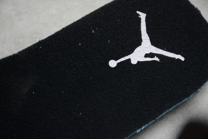 Air Jordan 1 Low Black Light Smoke Grey 553558-039