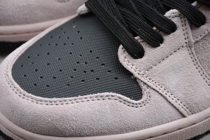 Air Jordan 1 Mid “Iridescent” BQ6472-602