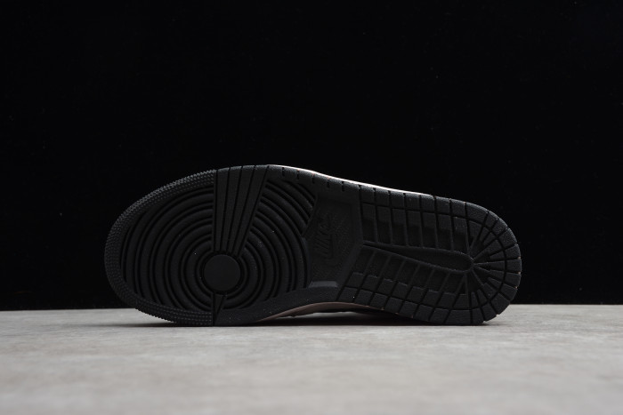 Air Jordan 1 Mid “Iridescent” BQ6472-602