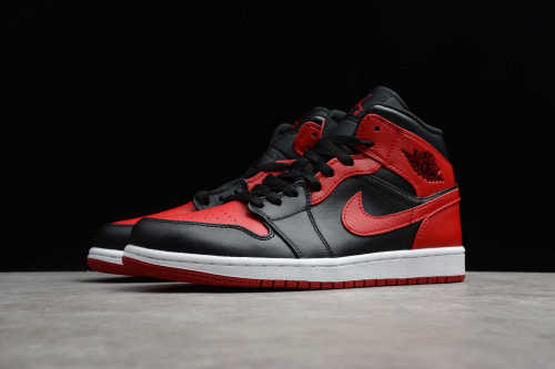 Air Jordan 1 Mid “Bred” 554724-074