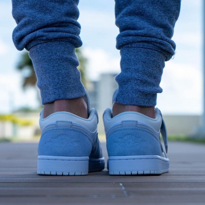 Air Jordan 1 Low “Paris” CV3043-100