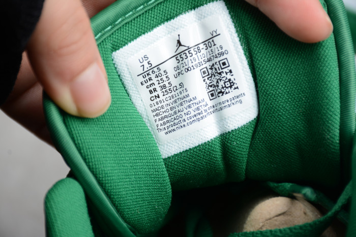 Air Jordan 1 Retro Low Pine Green 553558-301