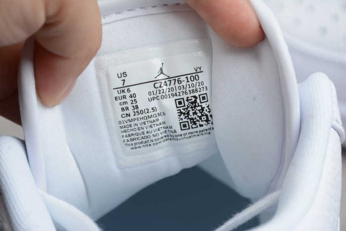 Air Jordan 1 Low White Metallic Gold CZ4776-100