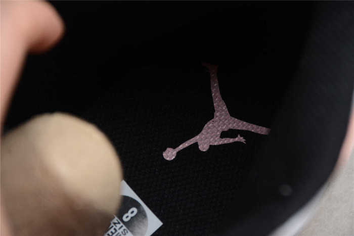 Air Jordan 1 Mid “Crimson Tint” 554724-133