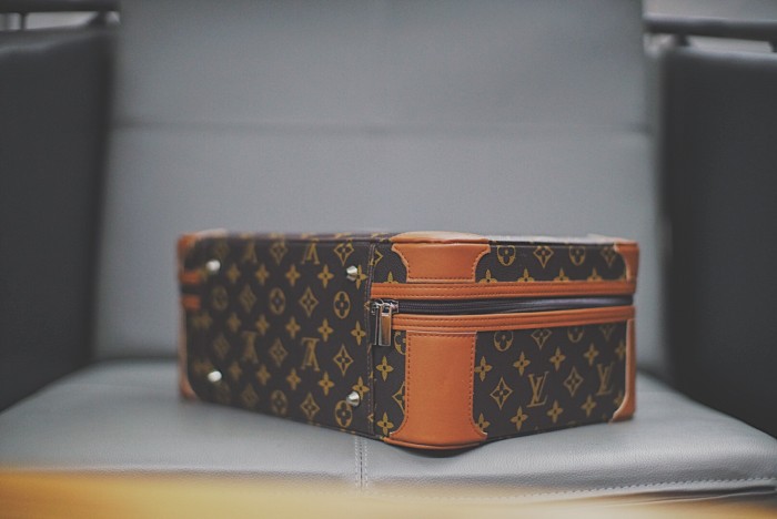 Air Jordan 1 X Off Louis OW x LV Brown Orange AQ0818-158