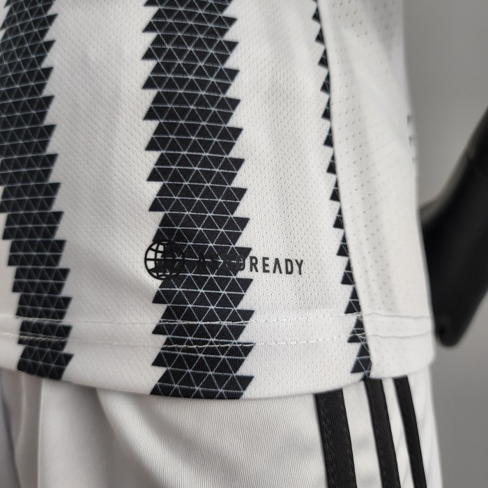 Juventus Home Kids Jersey 22/23