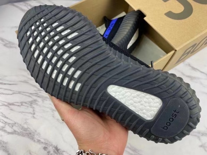 Yeezy Boost 350 V2 Dazzling Blue GY7164