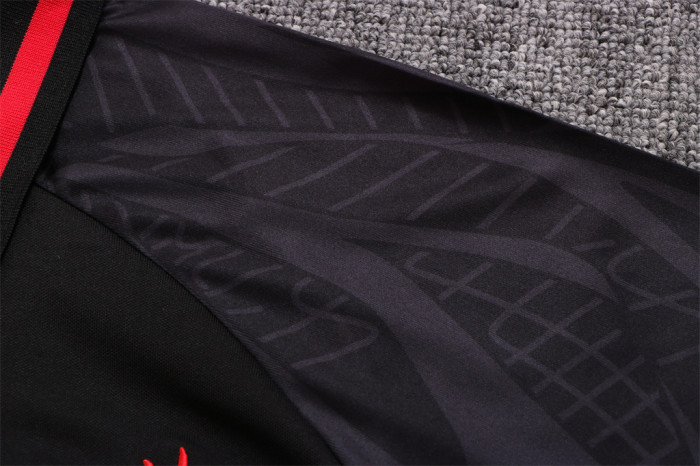 Liverpool POLO suit 22/23