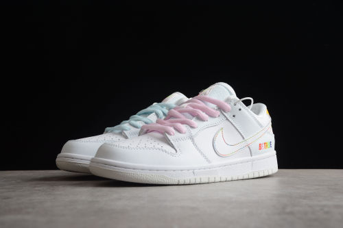 SB Dunk Low ‘Be True’ rainbow DR4876-100
