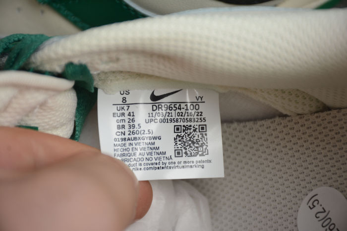 SB Dunk Low “Lottery” White Green Black DR9654-100