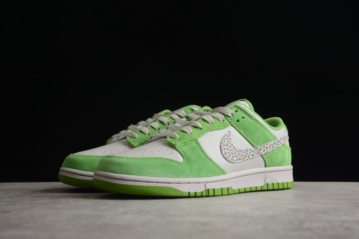 SB Dunk Low “Safari Swoosh” DR0156-300