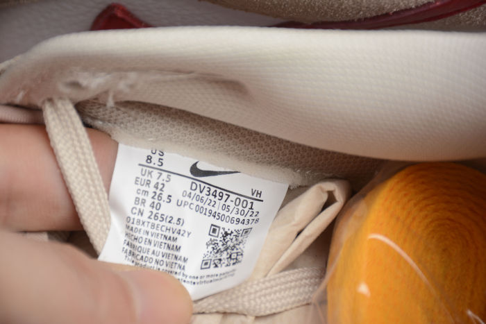 SB Dunk Low White Red DV3497-001