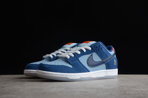 SB Dunk Low “Skateboard” DX5549-400
