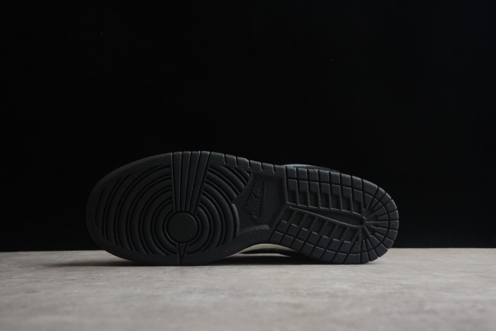 SB Dunk Low Gray DQ5015-063