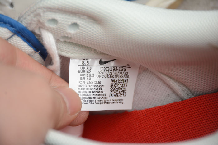 SB Dunk Low “Sail Blue” DX3198-133