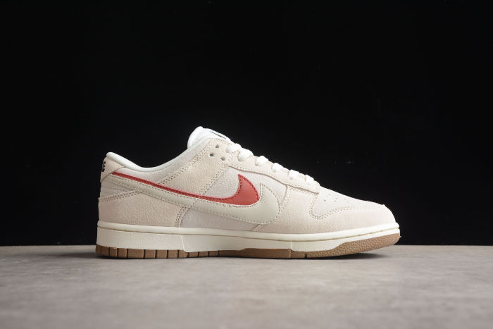 SB Dunk Low DO9457-100