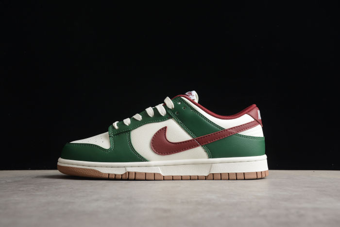 SB Dunk Low Green FB7160-161