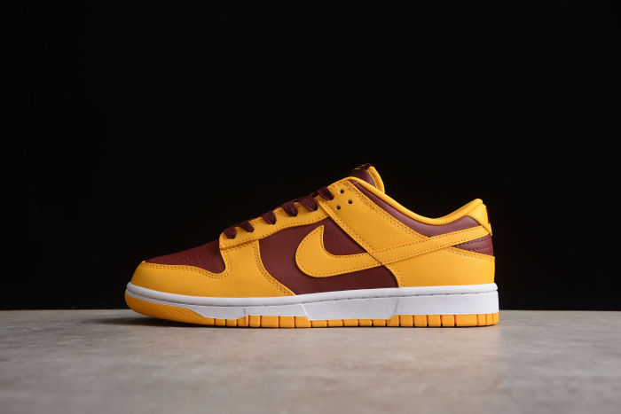 SB Dunk Low Goldenrod Arizona DD1391-702