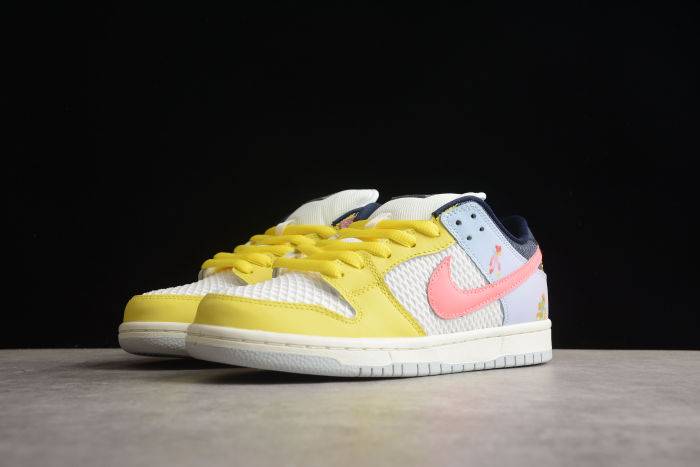 SB Dunk Low Be True DX5933-900