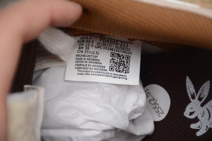 SB Dunk Low Year of the Rabbit FD4203-211