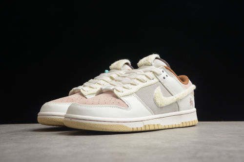SB Dunk Low Year of the Rabbit FD4203-211