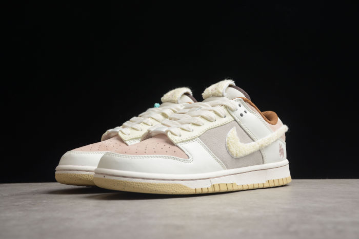 SB Dunk Low Year of the Rabbit FD4203-211