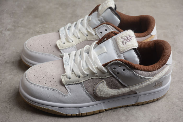 SB Dunk Low Pink Cream Bunny DD3363-003