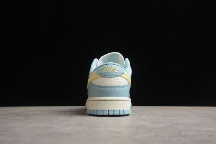 SB Dunk Low Citron Tint DD1503-123