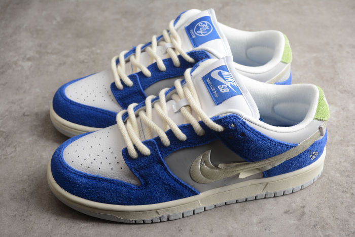 SB Dunk Low DQ5130-400