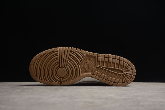 2023 CNY Rabbit Biscuits New Year Gift Box Version SE SB Dunk Low DO9457-100