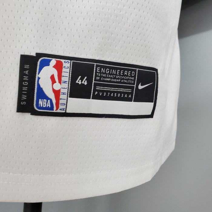 Lonzo Ball Chicago Bulls 75th Anniversary Swingman Jersey White