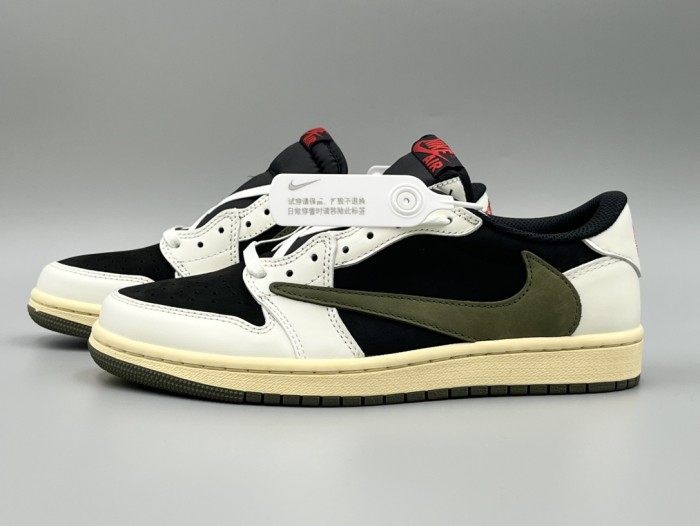 Travis Scott x Air Jordan 1 Beige