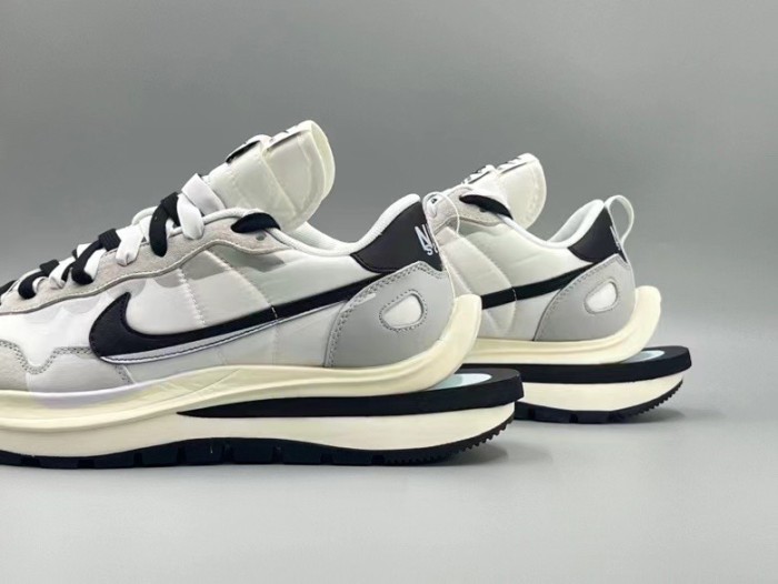 VaporWaffle Sacai Gray Black