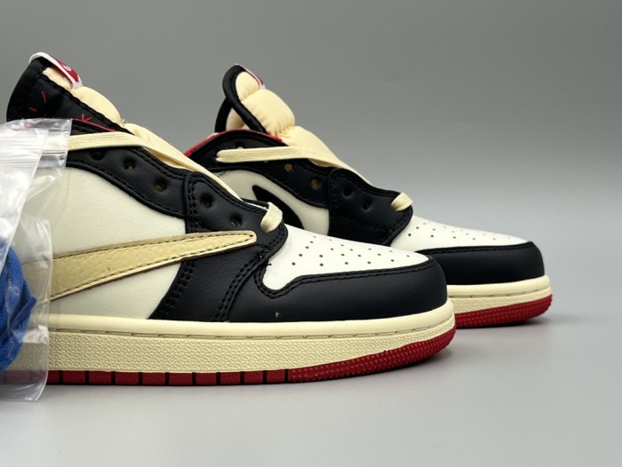 Travis Scott x Air Jordan 1 Black Red