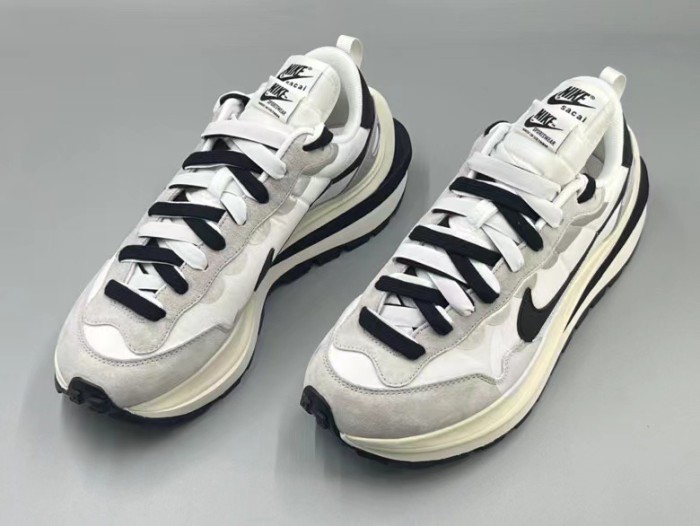 VaporWaffle Sacai Gray Black