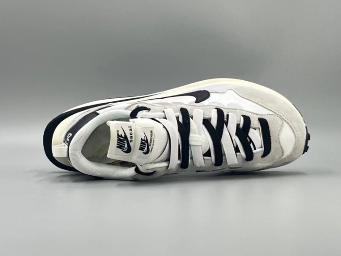 VaporWaffle Sacai Gray Black