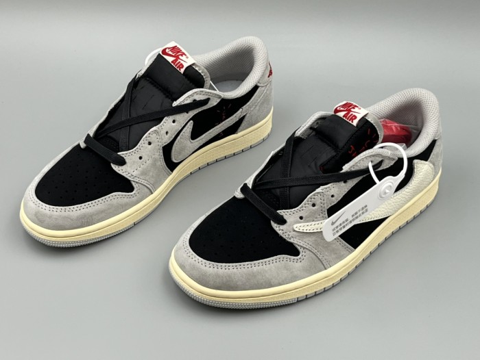 Travis Scott x Air Jordan 1 Gray