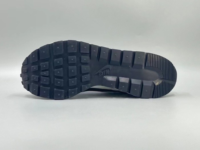 VaporWaffle Sacai Gray Black