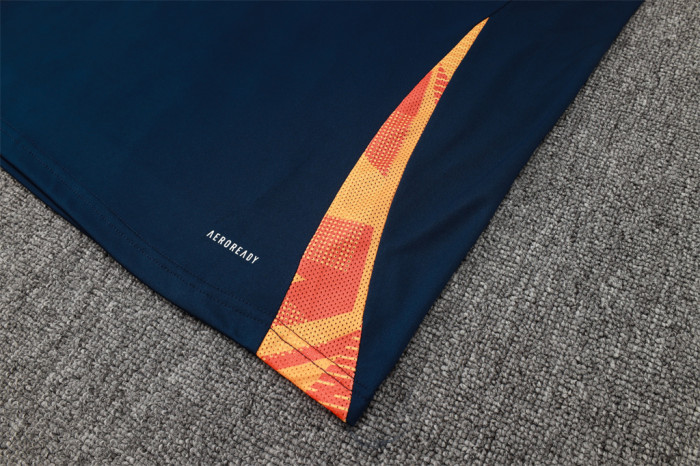 Juventus Training Short Sleeve Jersey 24/25