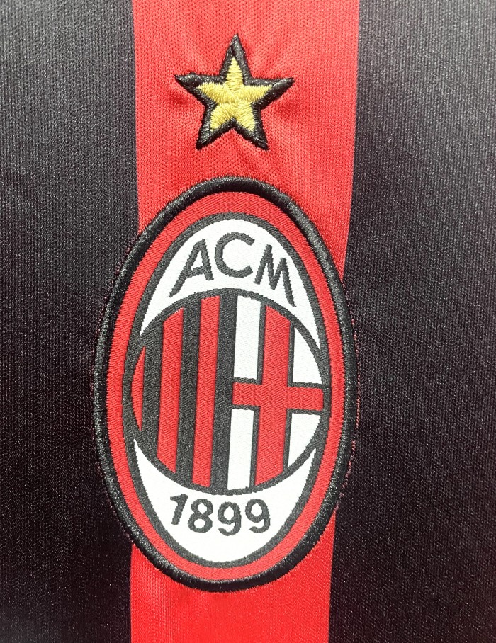 AC Milan Home Retro Jersey 2017/18