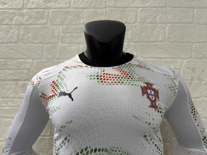 Portugal 2025 Away Player Version Long Sleeve Man Jersey