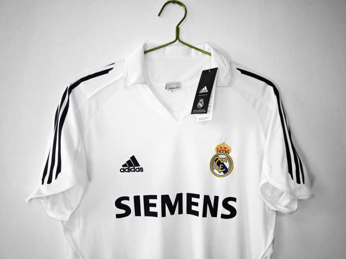 Real Madrid Home Retro Jersey 2005/06