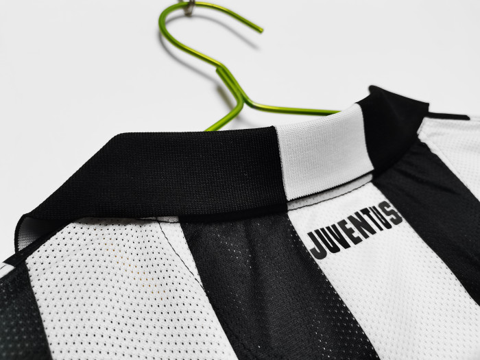 Juventus Home Retro Jersey 2014/15