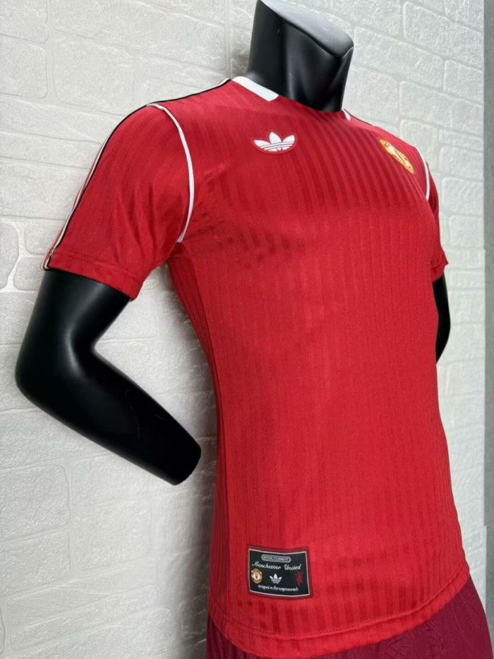Manchester United Icons Red Player Jersey 25/26