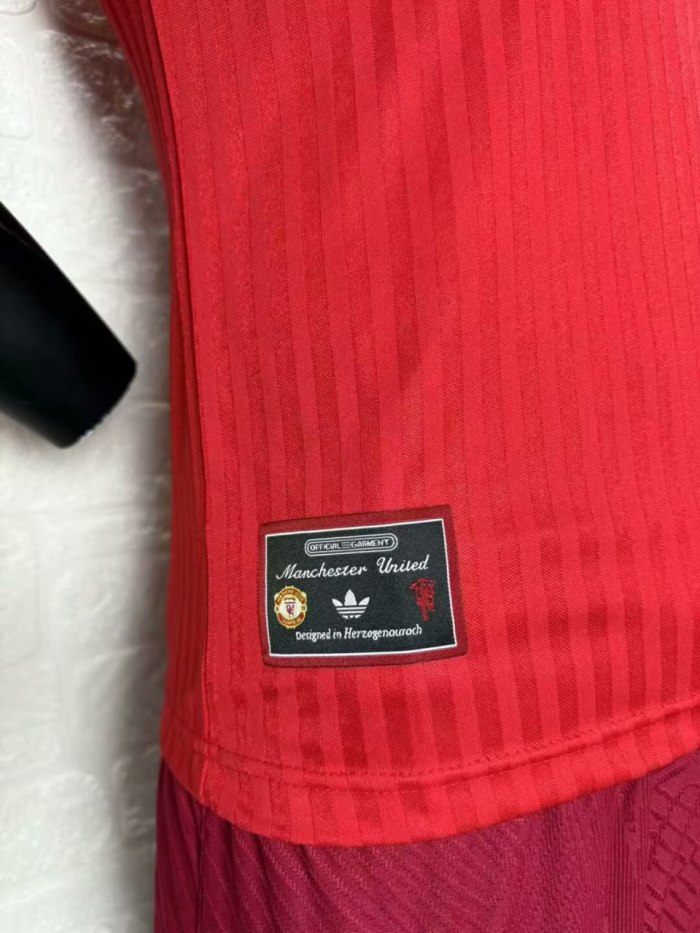 Manchester United Icons Red Player Jersey 25/26