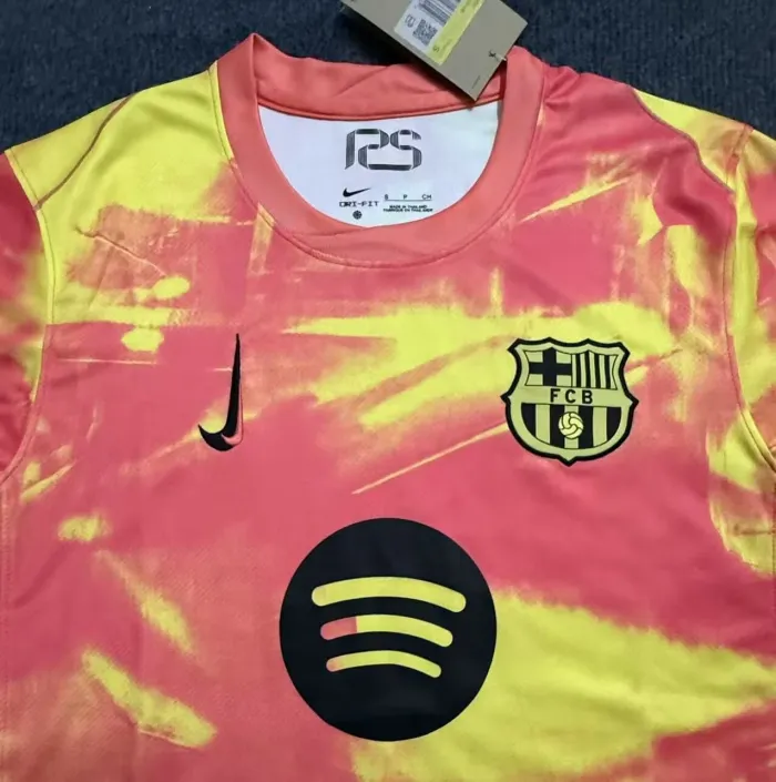 Barcelona Pre-match Training Men Jersey 25/26